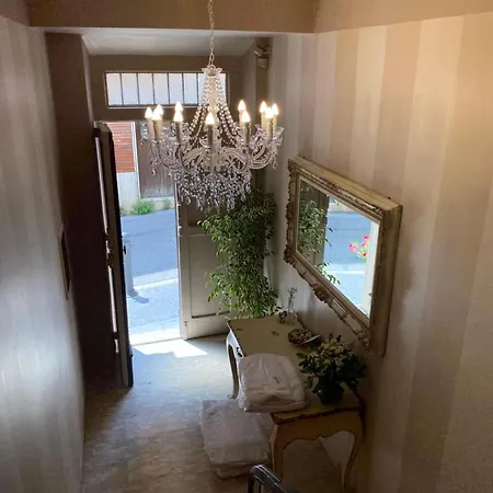 Oda ve Kahvaltı Castello *